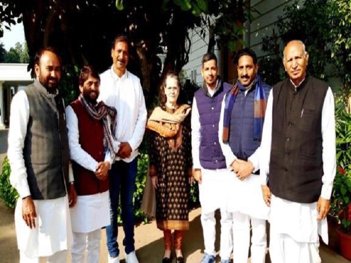 Rajasthan BSP MLAs officially joins Congress party राजस्थान: तीन महीने बाद बीएसपी के विधायक आधिकारिक तौर पर कांग्रेस के सदस्य बने