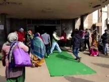 कोटा: अस्पताल पहुंचे स्वास्थ्य मंत्री के स्वागत में बिछाया कालीन, विरोध के बाद हटाया गया