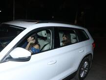 In Pics: देर रात दोस्तों के साथ आउटिंग पर निकलीं शाहरुख खान की बेटी सुहाना, यहां देखिए वायरल तस्वीरें