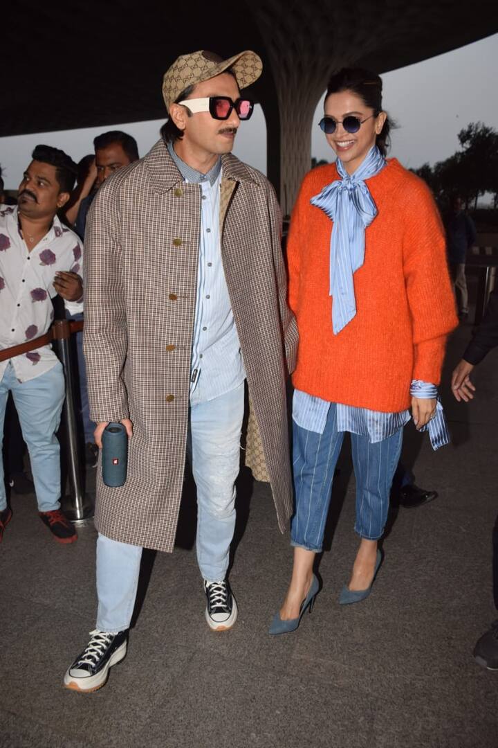 बॉलीवुड अभिनेत्री दीपिका पादुकोण आज अपना 34वां जन्मदिन मना रही हैं. ऐसे में उन्हें हाल ही में मुंबई एयरपोर्ट पर पति रणवीर सिंह के साथ स्पॉट किया गया. आगे की स्लाइड्स में देखिए रणवीर दीपिका की खास तस्वीरें. (Photo Credit: Manav Manglani)