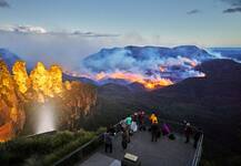 PHOTOS: ऑस्ट्रेलिया के जंगलों में अबतक की सबसे भीषण आग, 24 की मौत, 500 घर जलकर खाक