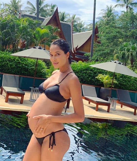 लीजा 'ऐ दिल है मुश्किल' में नजर आईं थीं. इसके अलावा लीजा बॉलीवुड में 'आयशा', 'रास्कल', 'क्वीन', 'द शौकीन्स', 'संता बंता प्राइवेट लिमिटेड', 'हाउसफुल-3' जैसी फिल्मों में काम कर चुकी हैं. (Photo Credit: @lisahaydon)