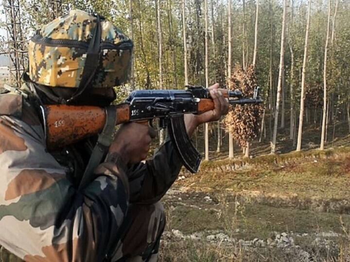 encounter between Security forces and terrorists in Awantipora Pulwama पुलवामा में सुरक्षाबलों और आतंकियों के बीच मुठभेड़, एक आतंकी ढेर