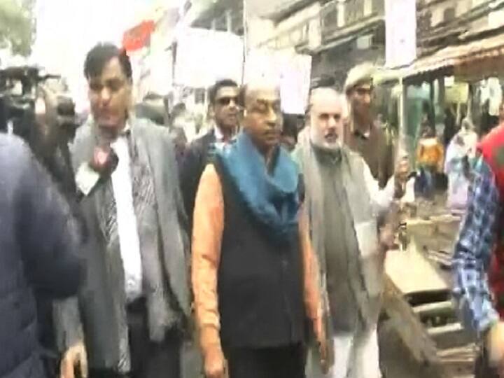 JNU हिंसा: गृह राज्य मंत्री नित्यानंद राय और विजय गोयल ने दिल्ली में किया शांति मार्च Minister of State for Home Affairs Nityanand Rai and Vijay Goyal held peace march in Delhi JNU हिंसा: गृह राज्य मंत्री नित्यानंद राय और विजय गोयल ने दिल्ली में किया शांति मार्च