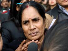 Nirbhaya Case: एक दोषी की मां ने कहा- मेरे बेटे को माफ करो, निर्भया की मां का जवाब- मेरी भी बेटी थी