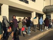 आठ घंटे लाइन में खड़ी रही ये एक्ट्रेस, किसी ने नहीं पहचाना, फिर किया ऐसा पोस्ट