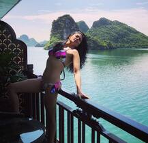 मशहूर टीवी अभिनेत्री कविता कौशिक की बिकिनी में ये खूबसूरत तस्वीरें हो रही हैं वायरल