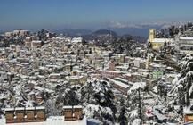 PHOTOS: पहाड़ों पर हो रही है भारी बर्फबारी, शिमला में ठंड से टूटा 12 साल का रिकॉर्ड