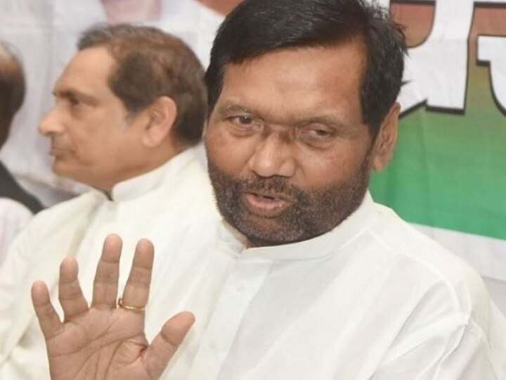LJP likely to demand 42 seats in upcoming Bihar Assembly Election बिहार विधानसभा चुनाव: एलजेपी की मांग, कम से कम 42 सीटें गठबंधन में पार्टी को मिले