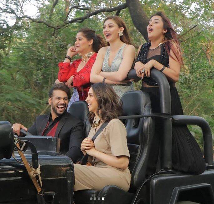 दोनों को जो भी कंडीशन मिलेगी उसकी एक्टिंग करनी होगी. दीपिका ने टीम बी को विनर घोषित किया. (Photo Credit: Manav Manglani)