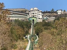 महाराष्ट्रः जीवदानी मंदिर की ट्राली गिरने से दो मजदूरों की मौत, मामला दर्ज