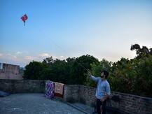 पतंग के मांझे से लग सकता है करेंट, मकर संक्रांति पर रहें सावधान