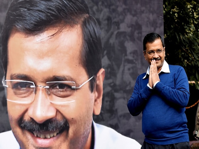 दिल्ली विधानसभा चुनाव: AAP ने सभी 70 सीटों पर कैंडिडेट का किया एलान, जानिए कौन कहां से लड़ेगा चुनाव AAP Candidates List 2020 Know Kejriwal Sisodia somnath bharti raghav chadha and other candidates contest from which delhi assembly seat
