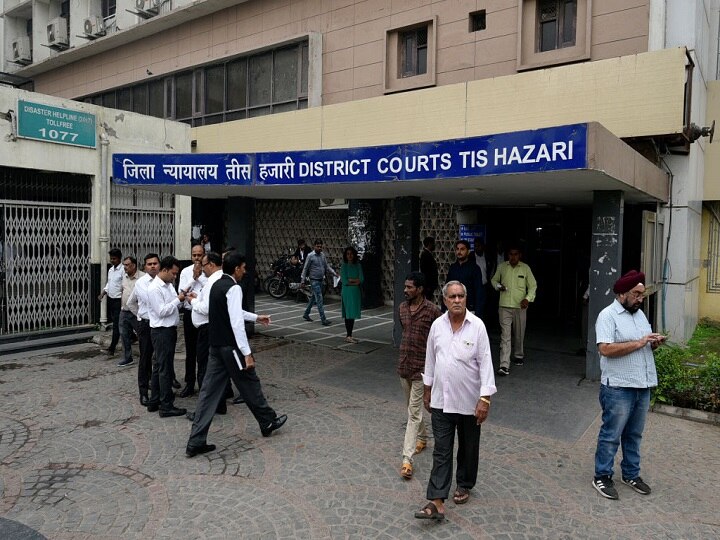 Tis Hazari court comments on Chandrasekhar's bail plea दिल्ली पुलिस को कोर्ट ने लगाई फटकार, कहा-आप ऐसे बर्ताव कर रहे हैं जैसे जामा मस्जिद पाकिस्तान में हो