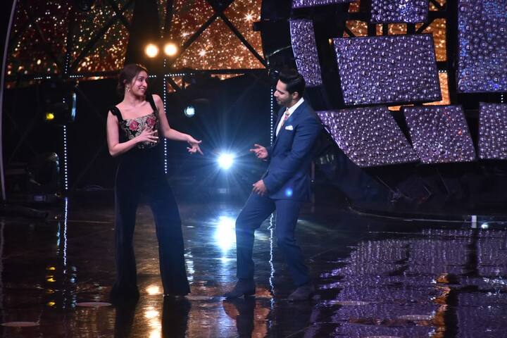  साथ ही दोनों ने एक दूसरे के साथ डांस भी किया. (Photo Credit: Manav Manglani)