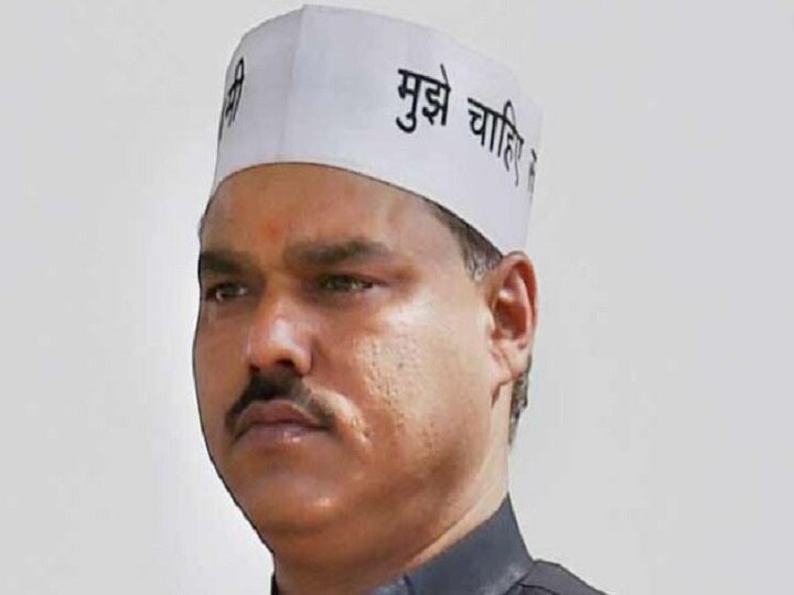 Delhi Election 2020, Jitender Singh tomar former delhi law minister again gets AAP ticket दिल्ली चुनाव: फर्जी डिग्री के मामले में गिरफ्तार हुए थे पूर्व मंत्री जीतेंद्र सिंह तोमर, फिर मिला टिकट