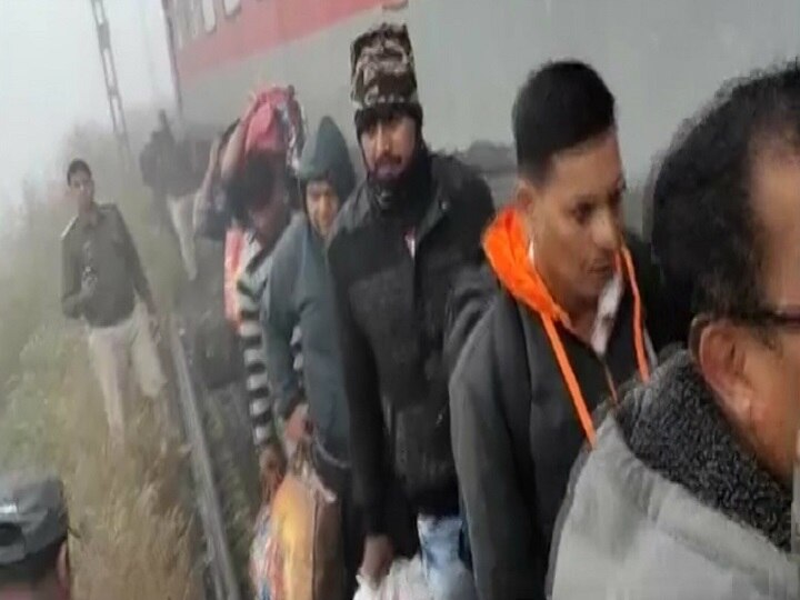 ओडिशा में बड़ा रेल हादसा: कटक निर्गुंडी स्टेशन के पास पटरी से उतरी ट्रेन, 40 से ज्यादा लोग घायल