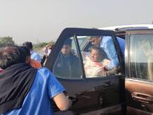 रोड एक्सिडेंट में घायल हुईं जानी-मानी अदाकारा शबाना आज़मी