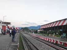 मां बाराही देवी धाम के नाम पर होगा यूपी के इस स्टेशन का नाम, CM योगी ने दी हरी झंडी