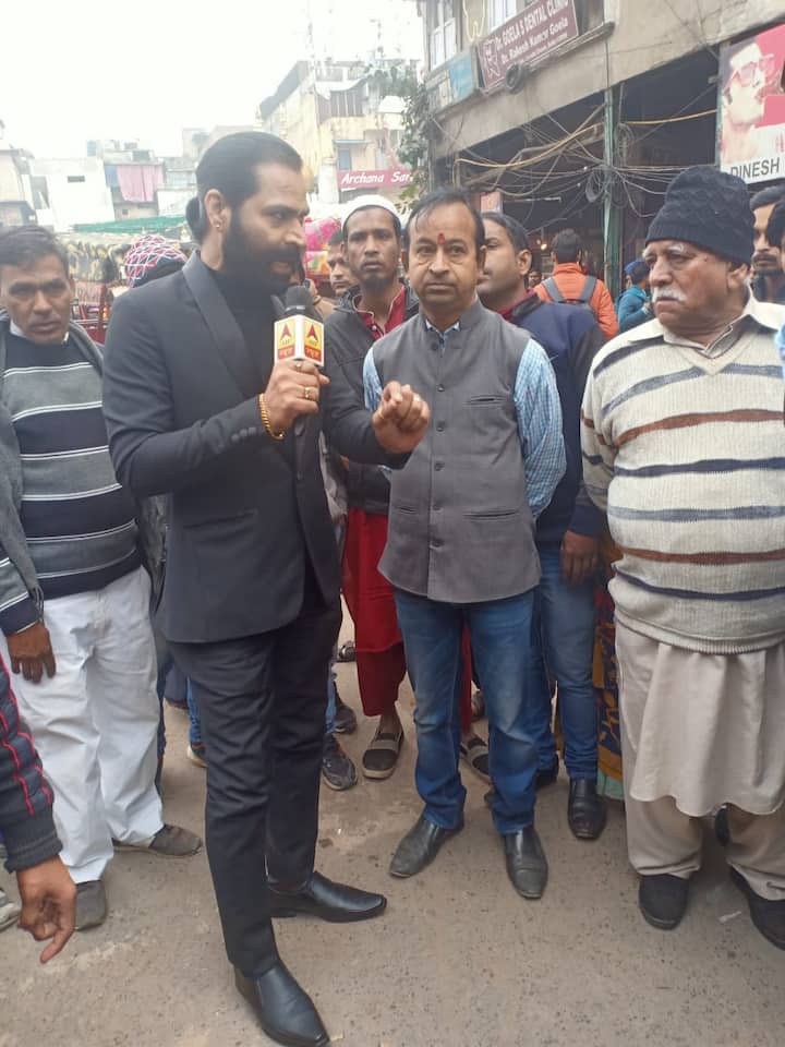 बीजेपी उम्मीदवार की हुई स्थानीय लोगों से मुद्दों पर तकरार