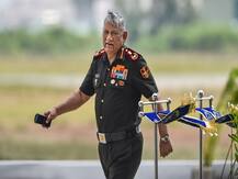 पाकिस्तान से युद्ध का पूर्वानुमान कठिन लेकिन सेना के सभी अंग पूरी तरह तैयार- बिपिन रावत