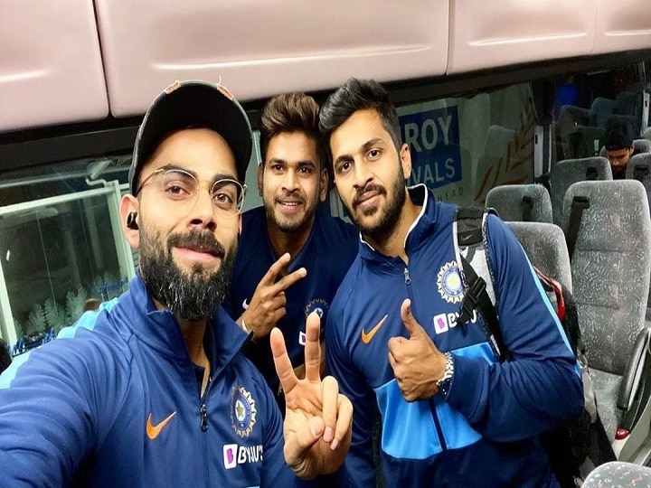 Virat Kohli Shares Picture from Auckland as Team India reaches New Zealand ahead of T20I With Teammates भारतीय टीम पहुंची ऑकलैंड, विराट कोहली ने शेयर की ये खास तस्वीर