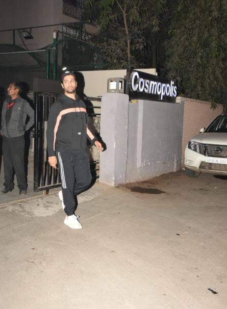  इन दिनों दोनों ही स्टार्स कई मौकों पर साथ में नजर आ चुके हैं, जिसके बाद इनकी दोस्ती की खबरें आने लगीं. 