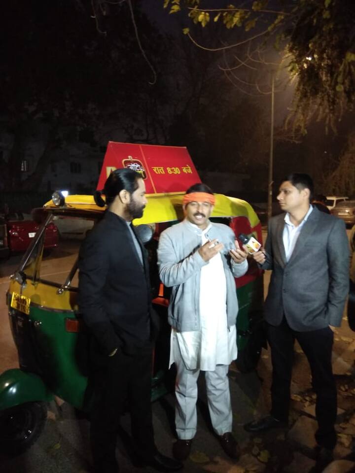 सत्तारूढ़ आम आदमी पार्टी का मुकाबला बीजेपी और कांग्रेस से है. आप ने एक बार फिर अरविंद केजरीवाल का चेहरा आगे किया है. बीजेपी और कांग्रेस ने मुख्यमंत्री उम्मीदवार की घोषणा नहीं की है.