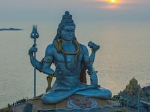 Maha Shivratri 2020: महाशिवरात्रि पर भोलेनाथ को ऐसे करें प्रसन्न, मनोकामना होगी पूर्ण