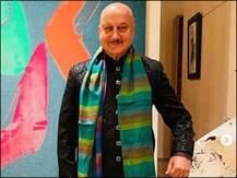 पहली बार ऐसे मिले अनुपम खेर से सुपरस्टार दिलीप कुमार जैसे कितनी पुरानी जान-पहचान हो