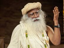 उस जगह कौन निवेश करना चाहेगा जहां सड़कों पर बसों में आग लगाई जा रही हो- जग्गी वासुदेव