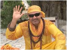 स्कूल प्रेयर में बच्चा चूस रहा था 'लॉलीपॉप', सहवाग बोले- इसका अलग ही जलवा है