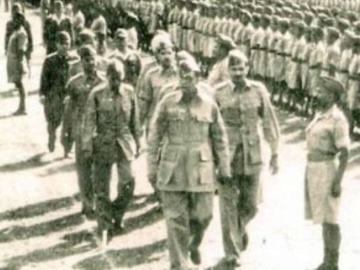 एक विमान दुर्घटना में सुभाष की मौत हो गई हालांकि इस पर काफी विवाद है और काफी लोग ऐसा मानते हैं कि सुभाष भारत लौटे थे और गुमनामी बाबा के रूप में अपना जीवन बिताया था हालांकि इसके कोई सुबूत नहीं मिल पाए हैं.