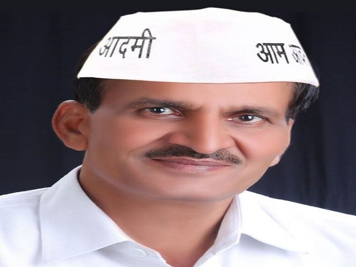 AAP candidates from Mundka Dharampal Lakra richest among all Delhi Election दिल्ली चुनाव में AAP उम्मीदवार है सबसे अमीर, विधायक सुखबीर की जगह मिला धर्मपाल लाकरा को टिकट