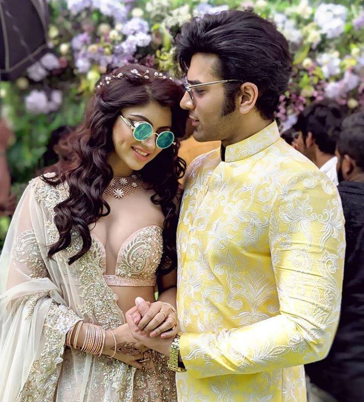 'विघ्नहर्ता गणेश' अभिनेत्री के लिए पारस की बेरुखी कुछ हद तक आकांक्षा को ज्यादा हर्ट कर गई और उन्होंने पारस के साथ अपने रिश्ते को खत्म करने का फैसला किया.