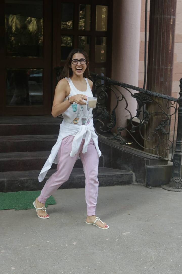 सारा इन दिनों अपनी आने वाली फिल्म 'लव आज कल 2' के प्रमोशन में भी खासा बिजी हैं. (Photo Credit: Manav Manglani)