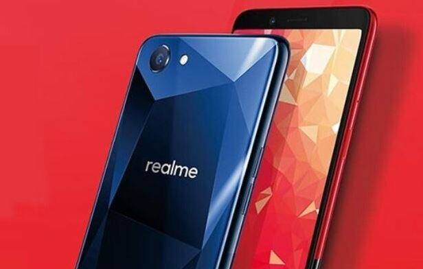 4. नंबर चार पर है Realme. ये साल 2109 में सबसे तेजी से बढ़ने वाला स्मार्टफोन ब्रांड है. 2018 में कंपनी की बाजार हिस्सेदारी 3 फीसदी थी जो 2019 में बढ़कर 10 फीसदी हो गई.