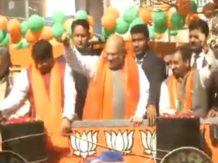 Delhi Election: घोंडा में अमित शाह ने किया रोड शो, सीएए के समर्थन में दिखे पोस्टर Delhi Election 2020: Amit Shah holds roadshow in Gonda Assembly constituency Delhi Election: घोंडा में अमित शाह ने किया रोड शो, सीएए के समर्थन में दिखे पोस्टर