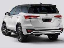 पहले से दमदार और नए अंदाज में आएगी Toyota की नई Fortuner, जानें खास बातें