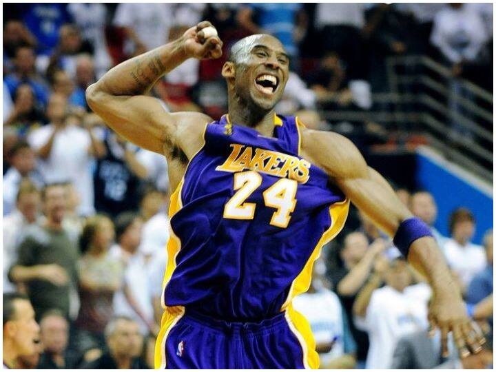 कोबे ब्रायंट की मौत विराट कोहली बोले- इस 'जादूगर' को कोर्ट में खेलते हुए देखने के लिए सुबह उठता था A wave of mourning in the world of sports due to the death of Kobe Bryant, Virat Kohli and Rohit Sharma paid tribute कोबे ब्रायंट की मौत विराट कोहली बोले- इस 'जादूगर' को कोर्ट में खेलते हुए देखने के लिए सुबह उठता था