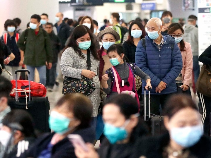 Coronavirus: cases of infected people from abroad increased to 1,464 In China Coronavirus: चीन में हालात काबू में नहीं, विदेशों से आए संक्रमितों के मामले बढ़कर 1,464 हुए