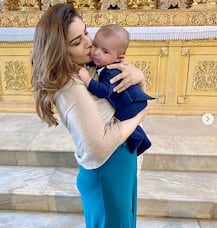 PICS: नाती से बेइंतहा प्यार करती हैं रवीना टंडन, शेयर की ये प्यारी तस्वीरें