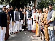 कांग्रेस ने झारखंड में मंत्रिमंडल विस्तार का फैसला कैसे किया?