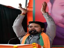 विवादित बयान मामले में EC ने अनुराग ठाकुर को भेजा नोटिस, दो दिनों में मांगा जवाब