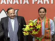 बीजेपी में शामिल हुईं साइना नेहवाल, कहा- मेरा सौभाग्य है कि पीएम मोदी के साथ काम करूंगी