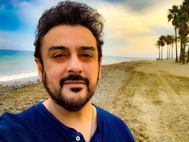  Adnan Sami gave this statement after being fade up  with Padma Shri controversy, said- Don't drag me into politics पद्म श्री विवाद से आजिज होकर अब अदनान सामी ने दिया ये बयान, कहा- मुझे राजनीति में न घसीटें