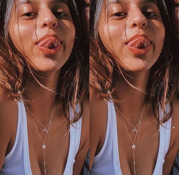 Shah Rukh Khan Daughter Suhana Khan Hot And Bold Photos Getting Viral Over  Social Media | In Pics: शाहरुख खान की बेटी सुहाना ने फ्लॉन्ट की ऐसी-ऐसी  अदाएं, इंटरनेट पर वायरल हो