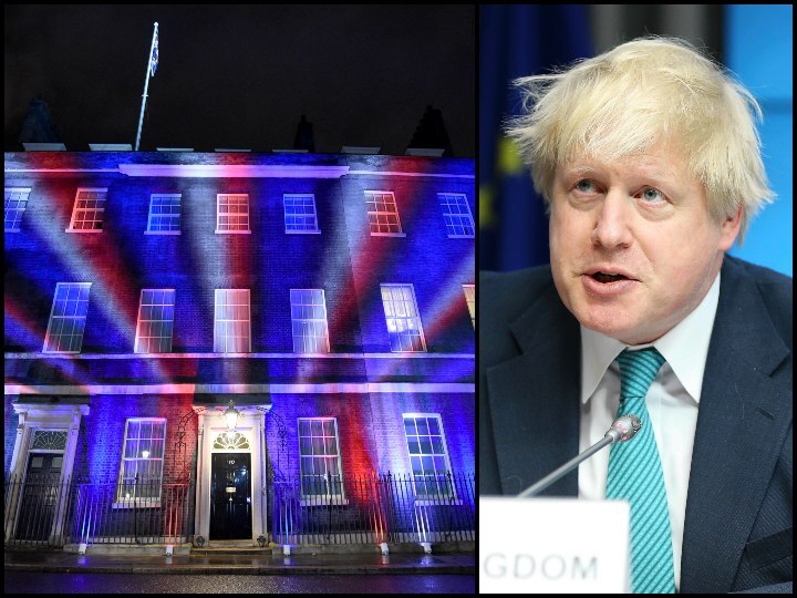 Britain officially left the European Union after 47 years, three years after a referendum ब्रिटेन ने किया ईयू से अलग होने का एलान, नीली, लाल और सफेद रोशनी में नहाईं लंदन की सरकारी इमारतें