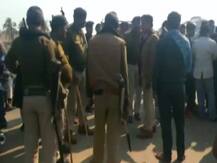 सर्वे करने पहुंची 17 सदस्यों की टीम को ग्रामीणों ने बनाया बंधक, NRC के सर्वे का था शक