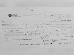 नोएडा: चेक से लेन देन करते हैं तो सावधान, 'मैजिक इंक' से आपके साथ भी हो सकती है ठगी